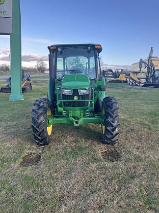 Image of John Deere 5067E equipment image 1