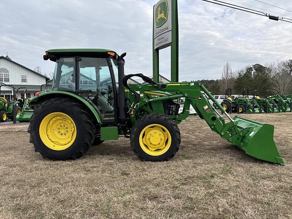 Image of John Deere 5067E equipment image 1