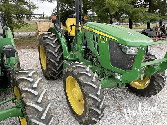 Image of John Deere 5067E Primary image