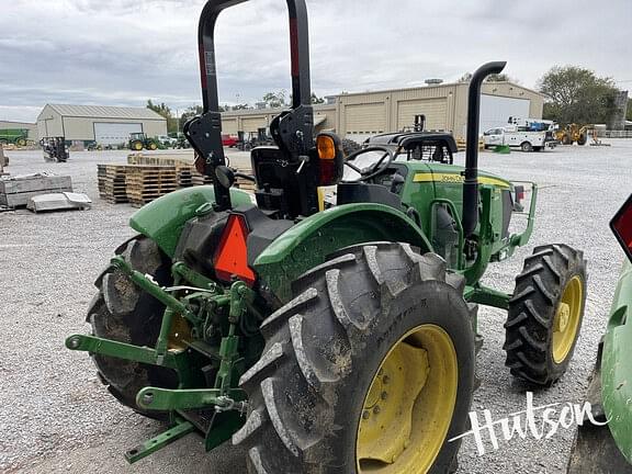 Image of John Deere 5067E equipment image 1