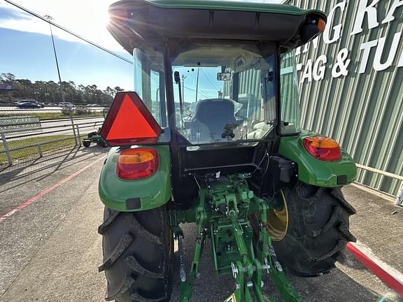 Image of John Deere 5067E equipment image 1