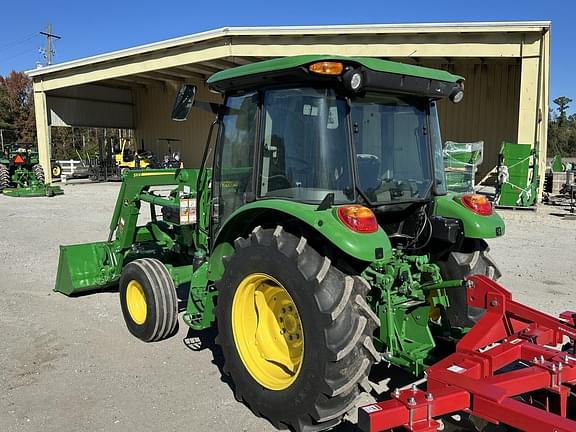 Image of John Deere 5067E equipment image 1