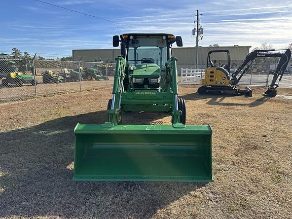 Image of John Deere 5067E equipment image 2