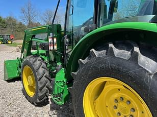 Main image John Deere 5067E 5