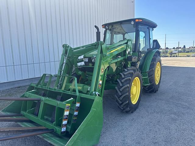 Image of John Deere 5067E equipment image 2