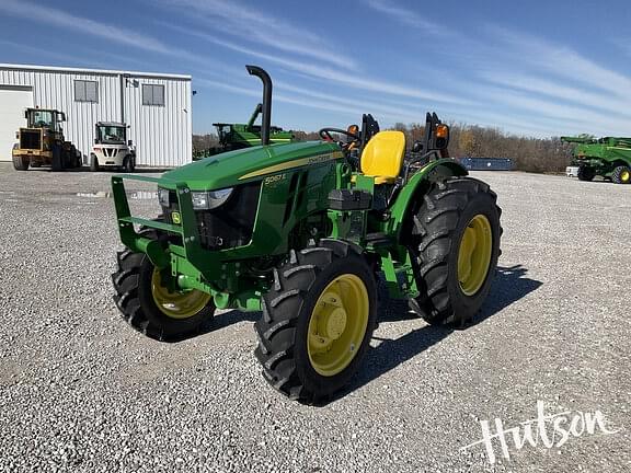 Image of John Deere 5067E equipment image 1