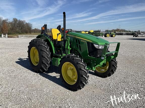 Image of John Deere 5067E Primary image