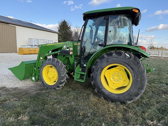 Image of John Deere 5067E equipment image 1