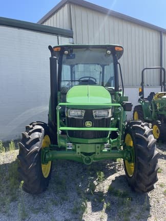 Image of John Deere 5067E Image 1