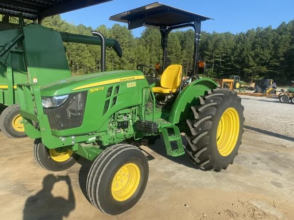 Image of John Deere 5067E Image 1