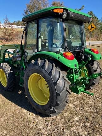 Image of John Deere 5067E equipment image 2