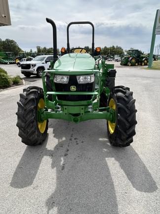 Image of John Deere 5067E equipment image 2