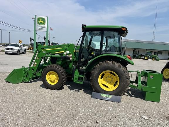 Image of John Deere 5067E equipment image 3