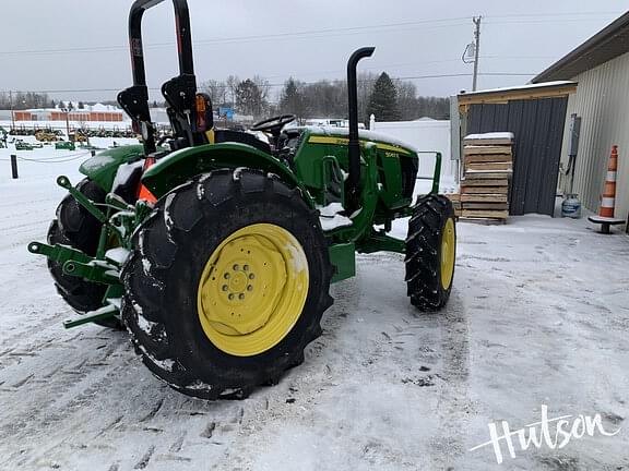 Image of John Deere 5067E equipment image 1