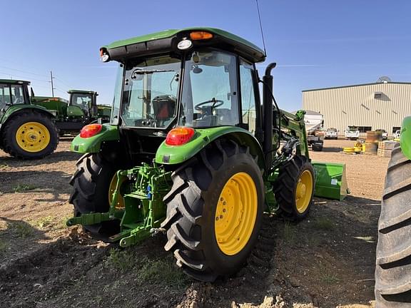 Image of John Deere 5067E equipment image 2