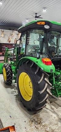 Image of John Deere 5067E equipment image 2
