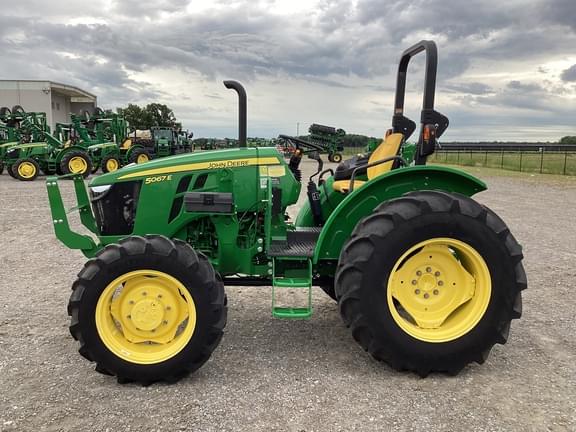 Image of John Deere 5067E Primary image