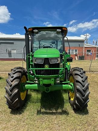 Image of John Deere 5067E equipment image 1