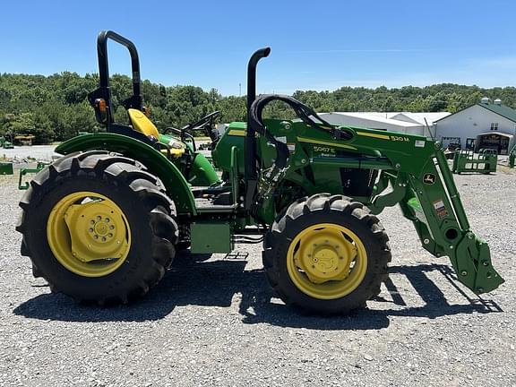 Image of John Deere 5067E equipment image 4