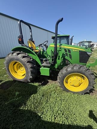 Image of John Deere 5067E Primary image