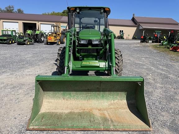 Image of John Deere 5075E equipment image 1