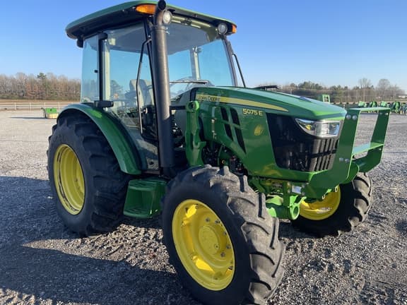 Image of John Deere 5075E equipment image 1