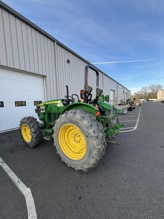 Image of John Deere 5075E equipment image 2
