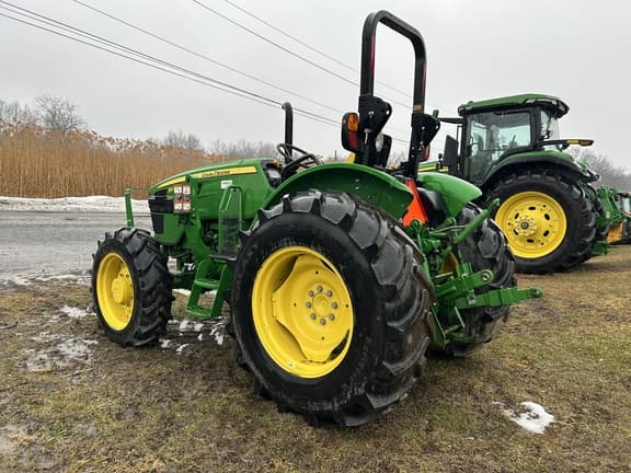 Image of John Deere 5075E equipment image 3