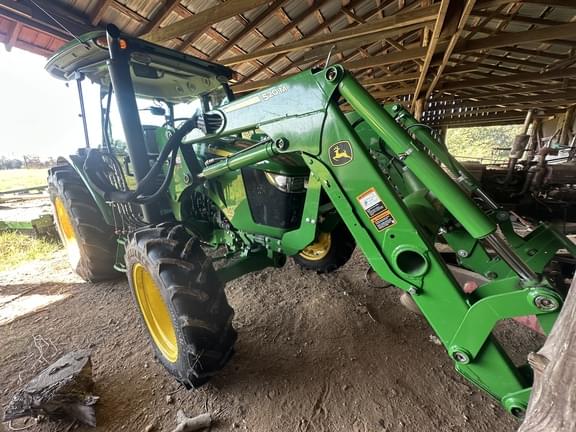 Image of John Deere 5075E equipment image 3