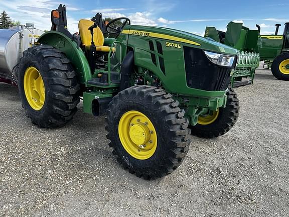 Image of John Deere 5075E Primary image
