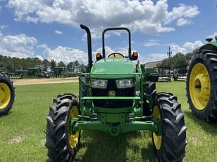 Main image John Deere 5075E 7