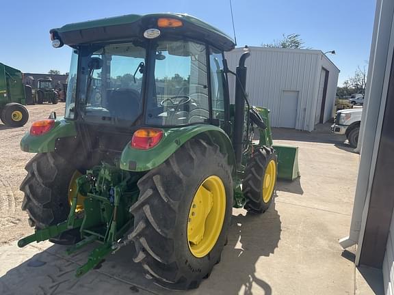 Image of John Deere 5075E equipment image 4