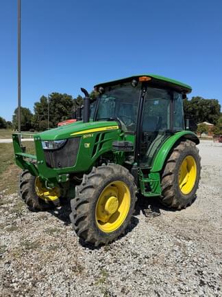 Image of John Deere 5075E Primary image