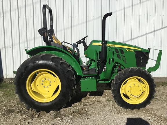 Image of John Deere 5075E equipment image 1