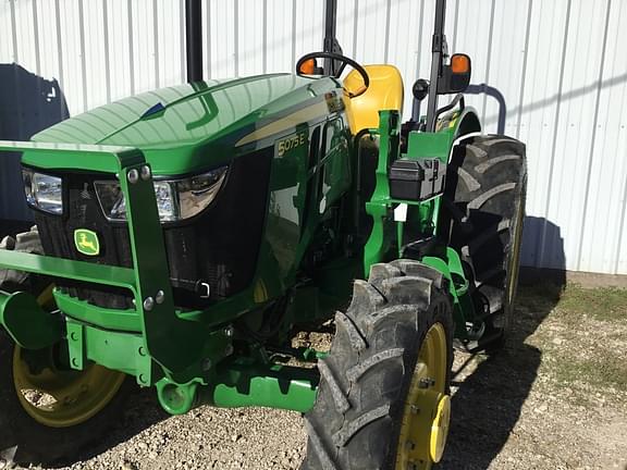 Image of John Deere 5075E equipment image 3