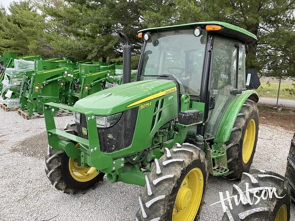 Image of John Deere 5075E equipment image 1