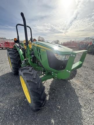 Image of John Deere 5075E equipment image 3