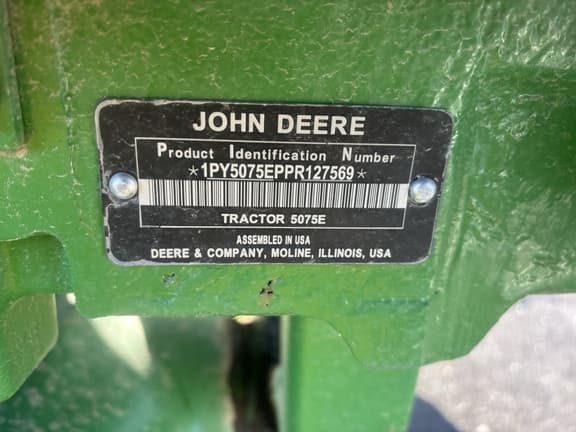Image of John Deere 5075E equipment image 2