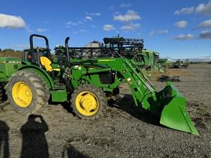 2022 John Deere 5075E Image