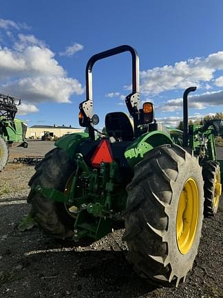 Image of John Deere 5075E equipment image 3