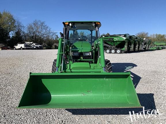 Image of John Deere 5075E equipment image 4