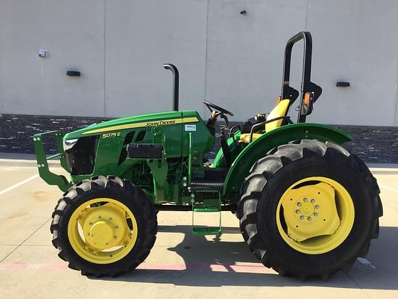 Image of John Deere 5075E Primary image