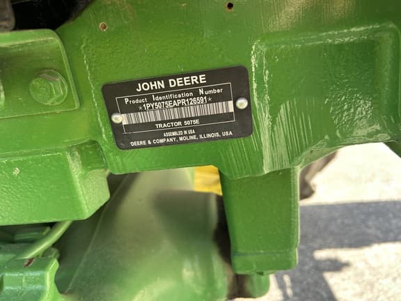 Image of John Deere 5075E equipment image 1