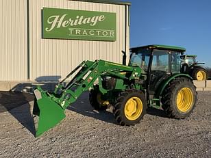 Main image John Deere 5075E 1