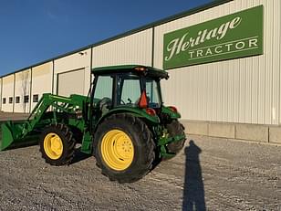 Main image John Deere 5075E 23