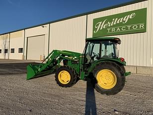 Main image John Deere 5075E 3