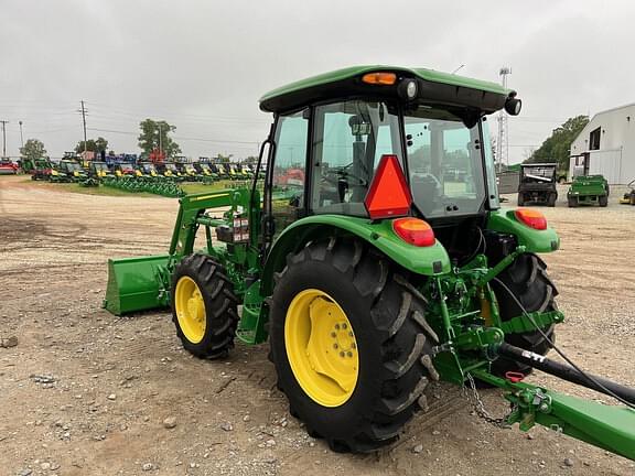 Image of John Deere 5075E equipment image 4