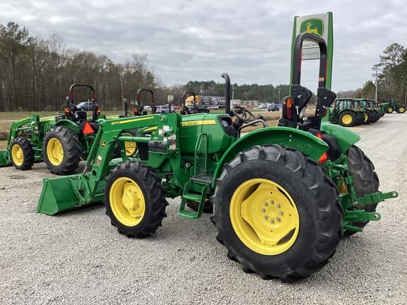 Image of John Deere 5075E equipment image 3