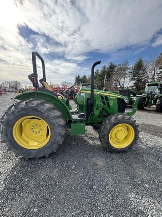 Image of John Deere 5075E equipment image 1