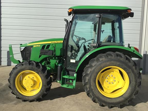 Image of John Deere 5075E Primary image